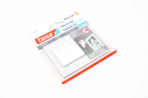 TESA GWÓŹDŹ SAMOPRZYLEPNY X2 DO TAPET 0,5KG