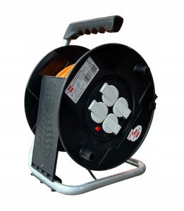 BRENNENSTUHL PRZEDŁUŻACZ NA BĘBNIE 4 GNIAZDA 25M